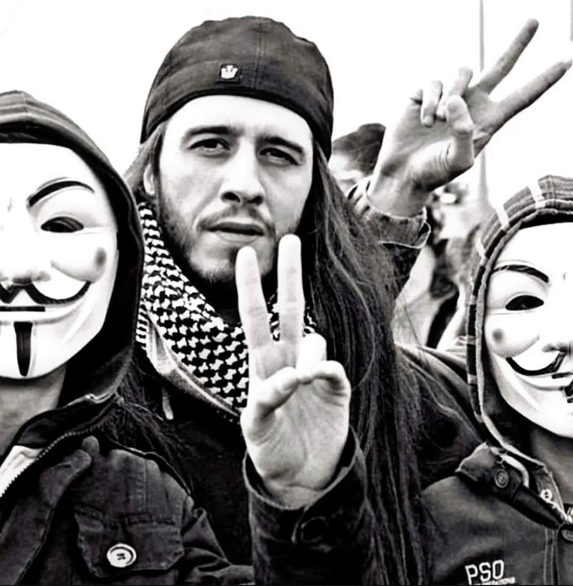 LailaSolidstone's tweet image. Beyin kanaması nedeniyle hastanede tedavi gören Taylan Kulaçoğlu yaşamını yitirdi. 
#geziparkı
#RedHack
#taylankulaçoğlu ♥️😢