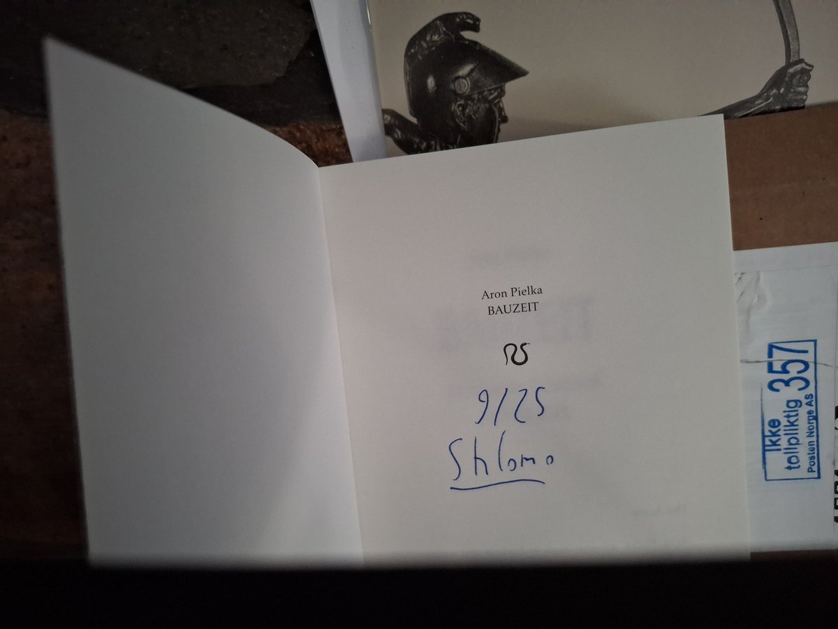 vor paar Tagen noch bei shlomo in der Hand, heut in Norwegen angekommen 🥰