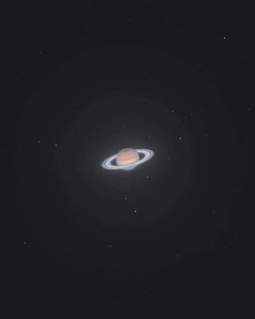 Saturn as seen through a high end telescope. This is absolutely Incredible! 🪐 

Photo courtesy of Dan Borja (Astrophotographer)