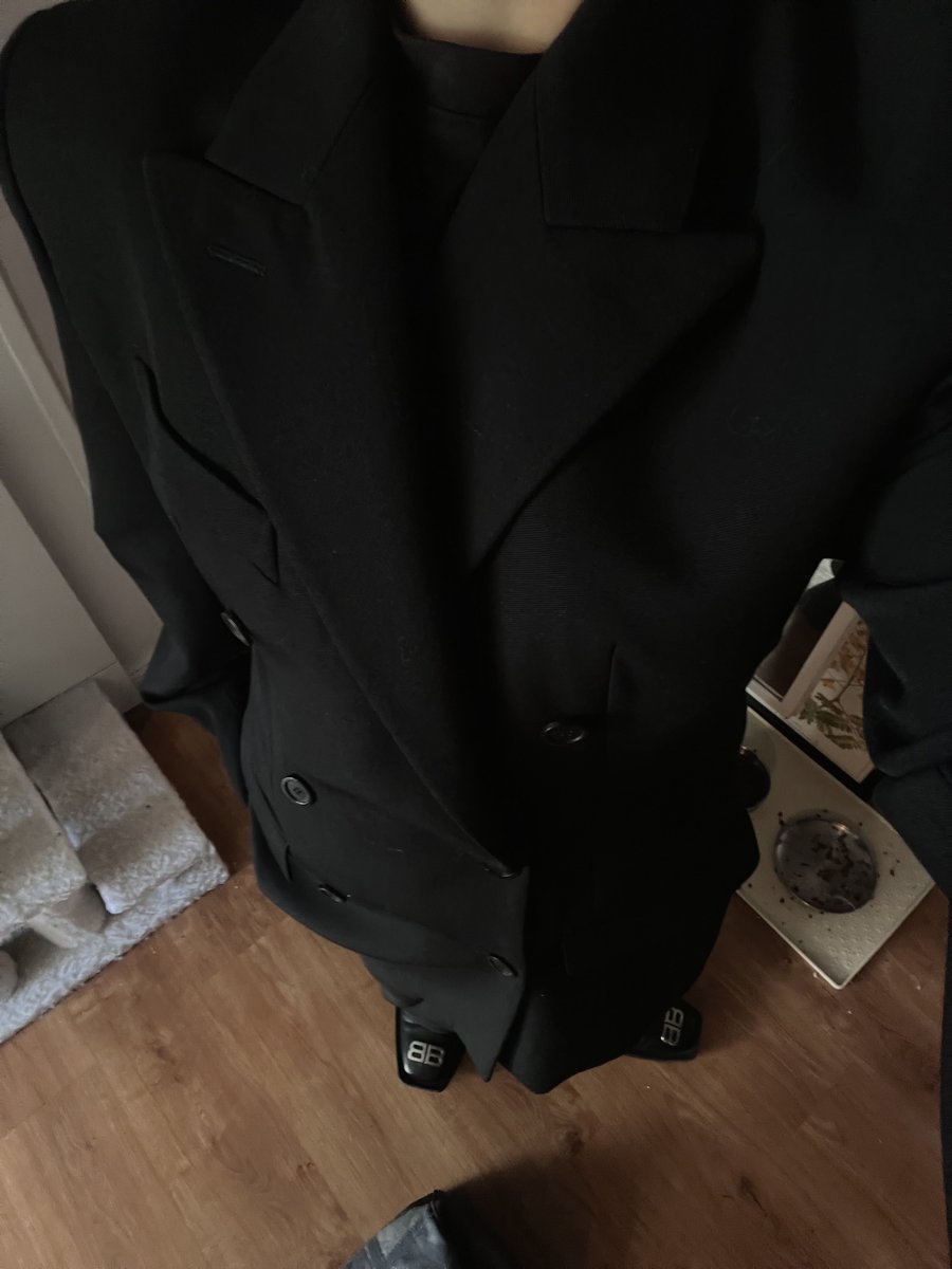 kevscade's tweet image. going out to drink