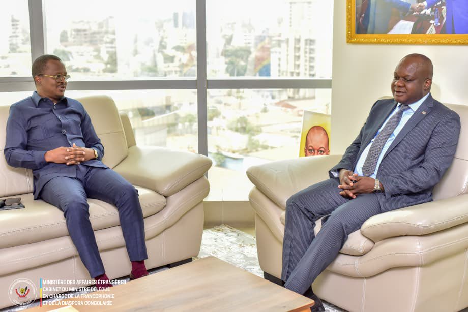 MinDiasporaRdc's tweet image. Rencontre entre le Ministre Crispin Mbadu et le DG du FONAREV : cap sur la campagne Genocost et l’implication de la diaspora congolaise

Ce mardi 16 septembre 2025, Son Excellence @CrispinMbadu , Ministre délégué en charge de la Francophonie et de la Diaspora congolaise, a reçu…