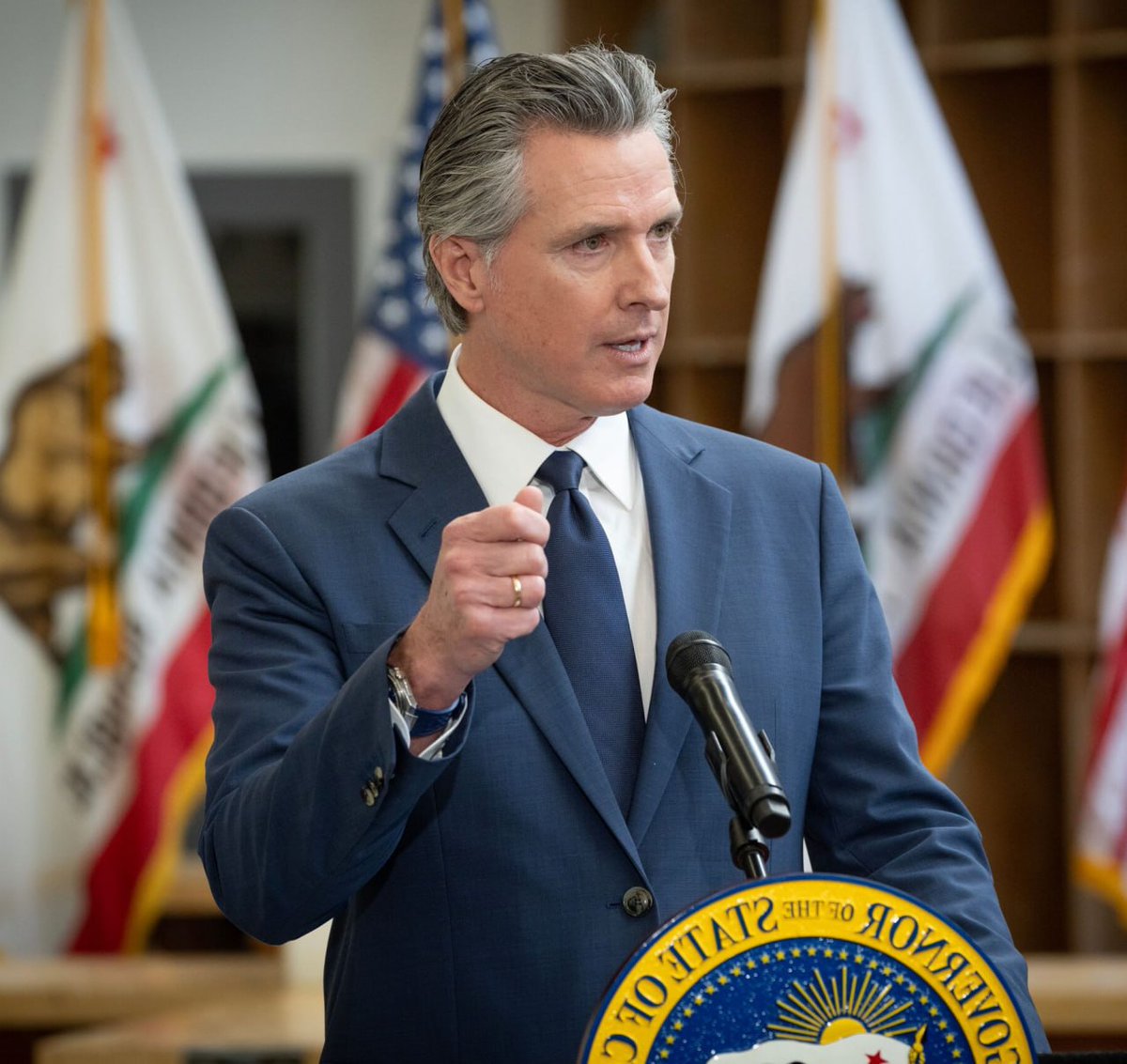 Red Line Report 🇺🇸 tweet media