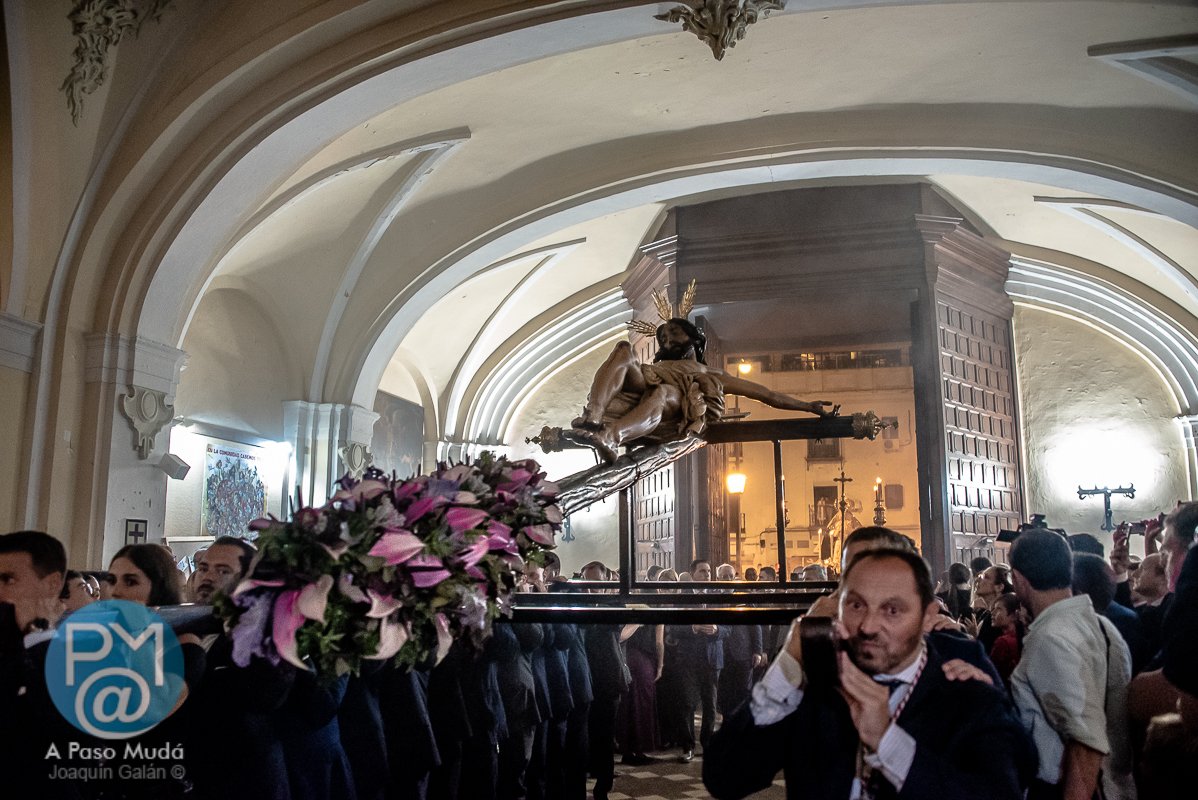 apasomuda's tweet image. .@hdadlasaguas Galería fotográfica del traslado y #Viacrucis hasta San Jacinto de los titulares de #LasAguas de #Sevilla 
#275HdadLasAguas
#TDSCofrade

apasomuda.blogspot.com/2025/09/via-cr…