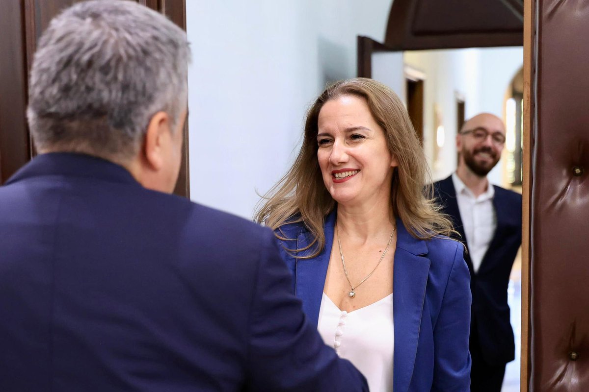 BGonxhja's tweet photo. Me Drejtoreshën e re të Sekretariatit të CEFTA-s, znj. Pranvera Kastrati, diskutuam mbi zhvillimet në kuadër të CEFTA-s dhe kontributin që kjo marrëveshje jep në procesin e integrimit rajonal dhe në përgatitjen e Shqipërisë për tregun e vetëm të BE-së. https://t.co/HDuDVKV5g9