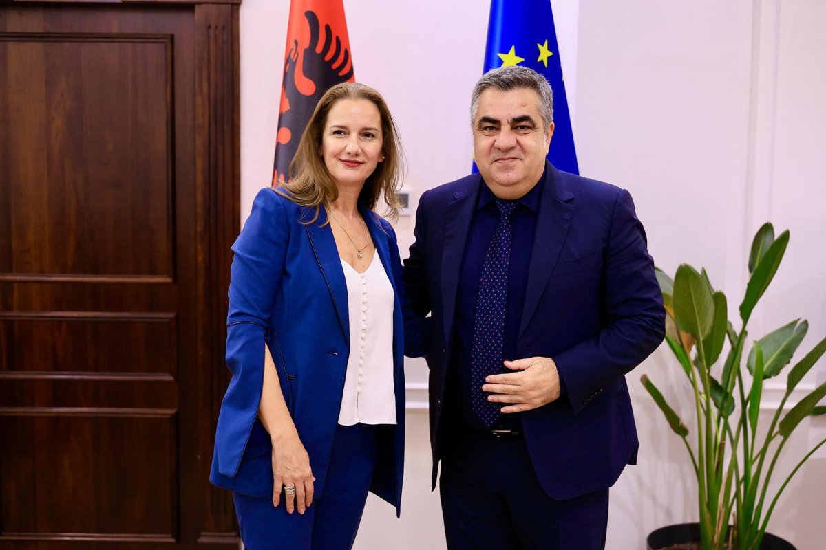 BGonxhja's tweet photo. Me Drejtoreshën e re të Sekretariatit të CEFTA-s, znj. Pranvera Kastrati, diskutuam mbi zhvillimet në kuadër të CEFTA-s dhe kontributin që kjo marrëveshje jep në procesin e integrimit rajonal dhe në përgatitjen e Shqipërisë për tregun e vetëm të BE-së. https://t.co/HDuDVKV5g9