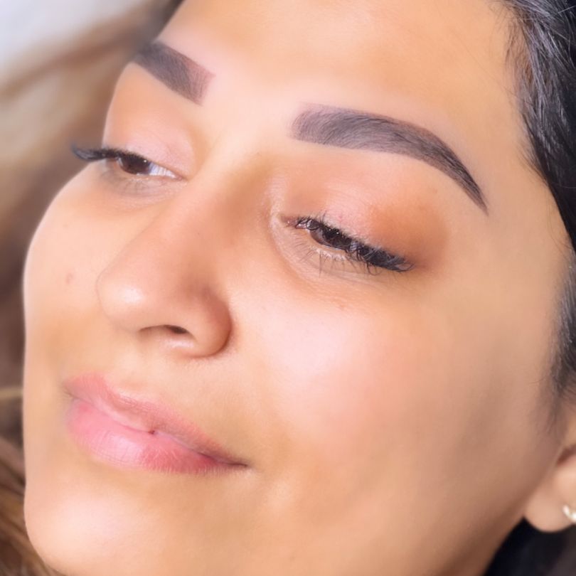 farbrows2022's tweet image. Level up your beauty game with our expert makeup tattoo services. Perfect for busy mornings or special occasions. Call us today to book your personalized consultation!
#MakeupTattoo
ashburnpermanentmakeup.com/about_us