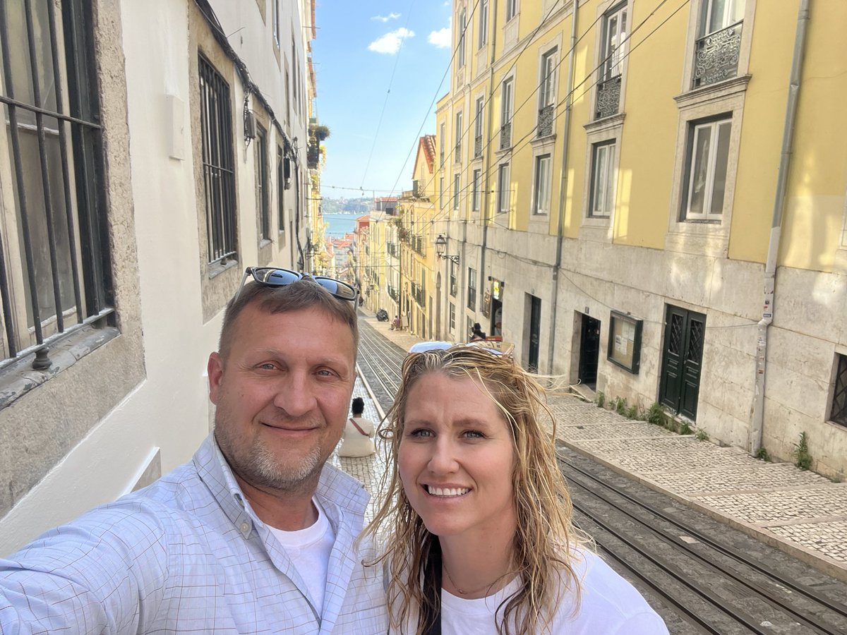 mlplotz's tweet image. Happy 25th Lesley, time flys when your having fun