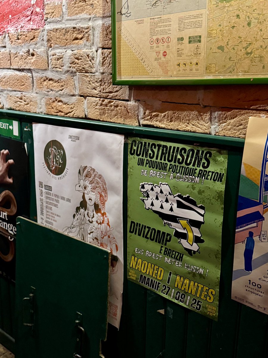 La mobilisation pour construire un pouvoir politique breton, de #Brest à Clisson s'affiche dans les commerces de #Rennes ! 
Bezomp niverus d'ar 27 a viz Gwengolo e #Naoned ! Soyons nombreux et nombreuses à #Nantes le 27 septembre !
