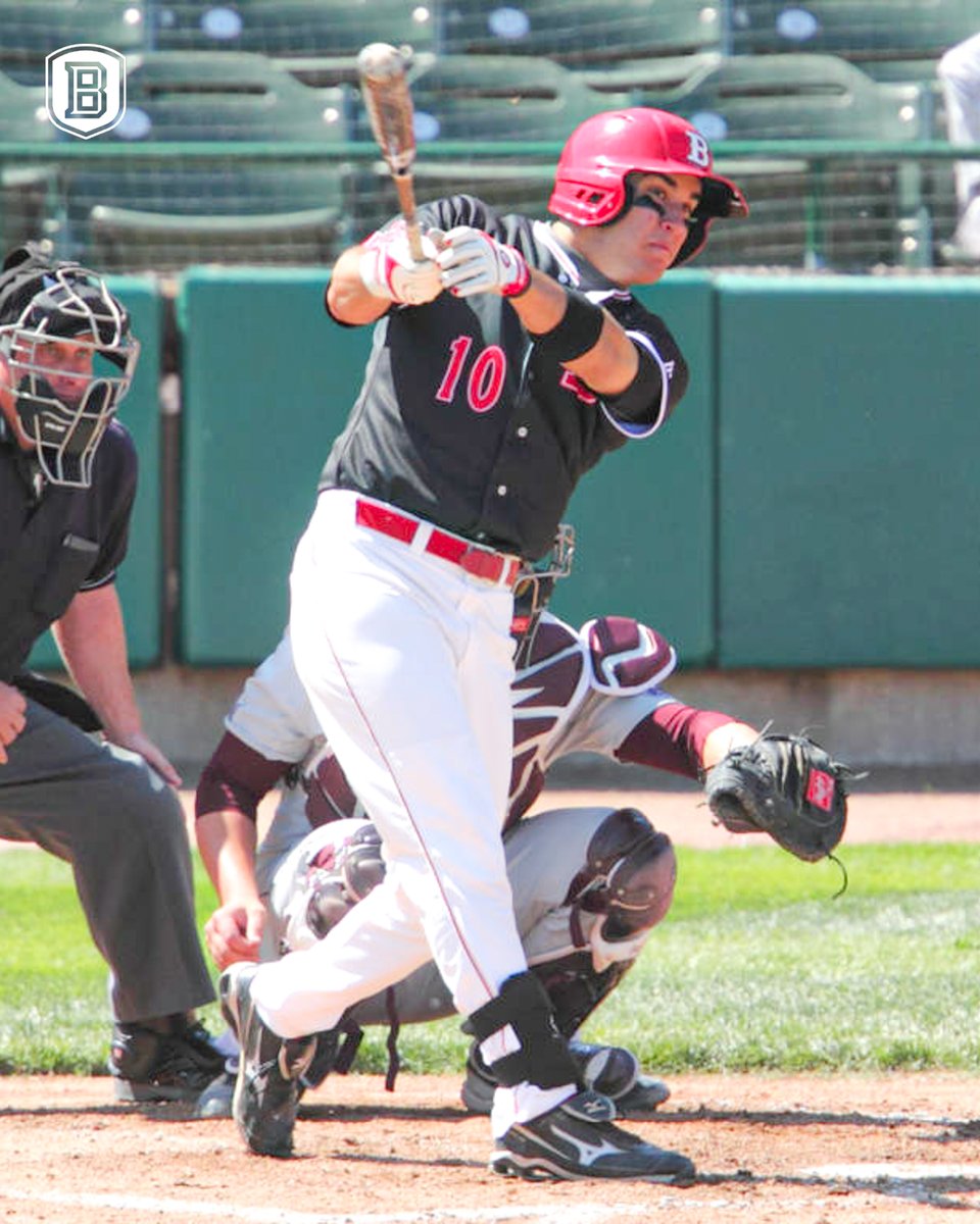 Bradley Baseball alum, Mike Tauchman, was just named as a 2025 Roberto Clemente award nominee.

Read More⬇️
shorturl.at/3iT0N