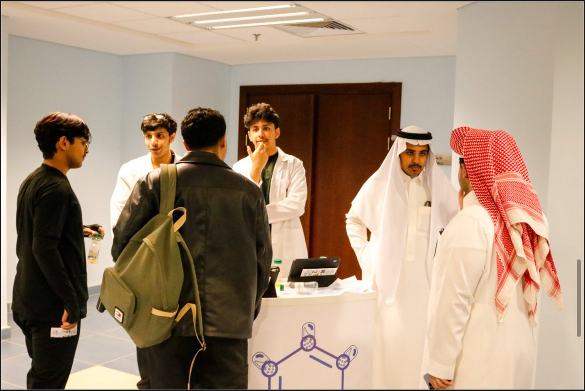 نادي كلية الصيدلة tweet media