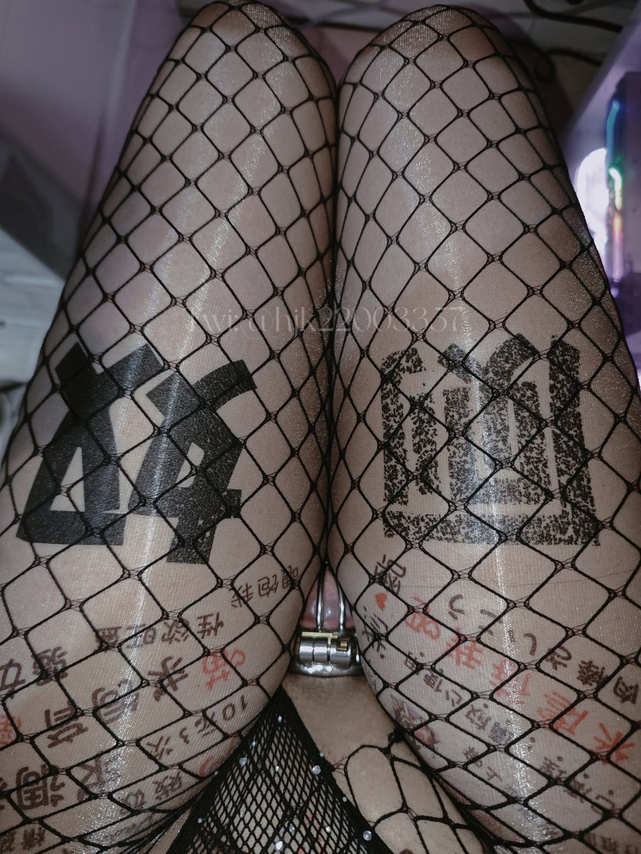 穿成这样锁了一天，在外面流了一天的水

#男娘 #雌堕 #sissy #伪娘 https://t.co/D405UQl2GK