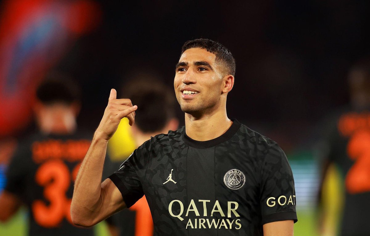 ArobaseGiovanny's tweet photo. Achraf Hakimi :

« Cristiano Ronaldo est le meilleur joueur de l'histoire du football. » https://t.co/GjSS4hB0aQ
