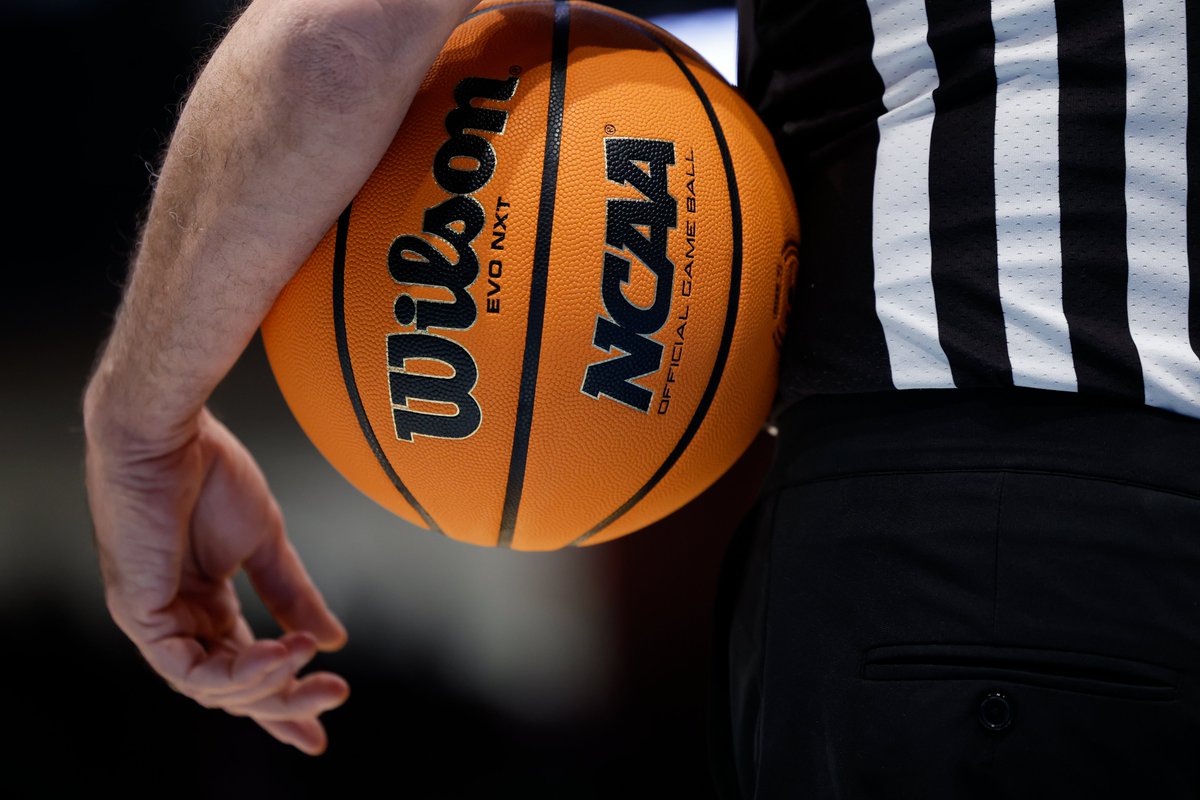 NABC1927's tweet image. The NCAA is launching the free Next Generation Officiating Initiative to increase interest and education within men&apos;s basketball officiating.

All non-Division I officials, specifically DII, DIII, junior college, NAIA and high school officials, are eligible to register.