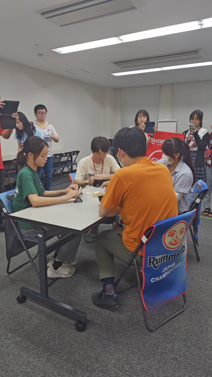 ラミィキューブ日本選手権2025は北海道から長崎まで、全国70人の代表者によって争われました。
優勝者は圧倒的な得点でゲームを支配したゆいさんでした。
おめでとうございます。

1位 ゆいさん
2位 りおさん
3位 れいさん
4位 竹田さん