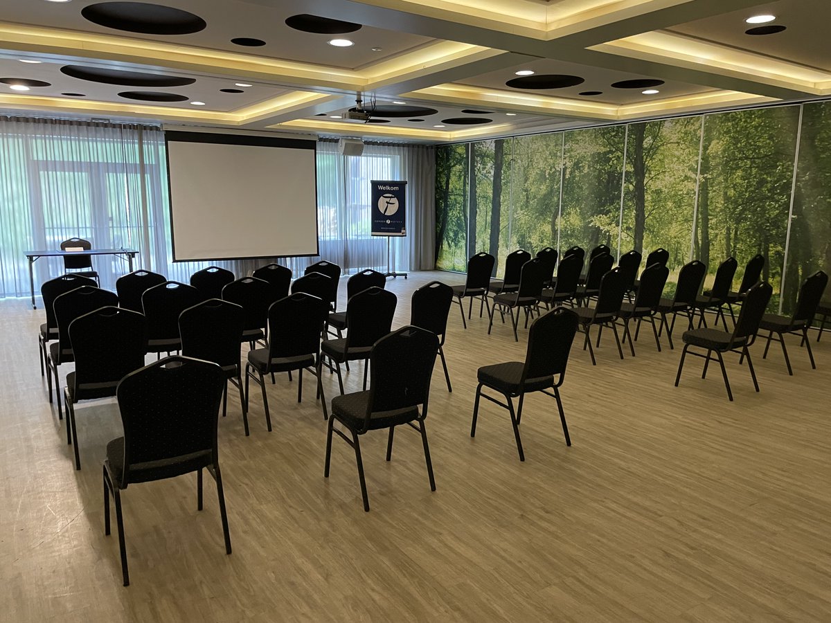 Vandaag is <a href="/VVVVenlo/">VVV-Venlo</a> te gast bij 𝐅𝐥𝐞𝐭𝐜𝐡𝐞𝐫 𝐔𝐝𝐞𝐧 voor een sportmaaltijd en wedstrijdbespreking ter voorbereiding op de wedstrijd tegen TOP Oss ⚽️

Wij wensen de Venlonaren veel succes vanavond 💪

#vvv #vvvvenlo #venlo #oss #toposs #top #TOPVVV #kkd #voetbal #football