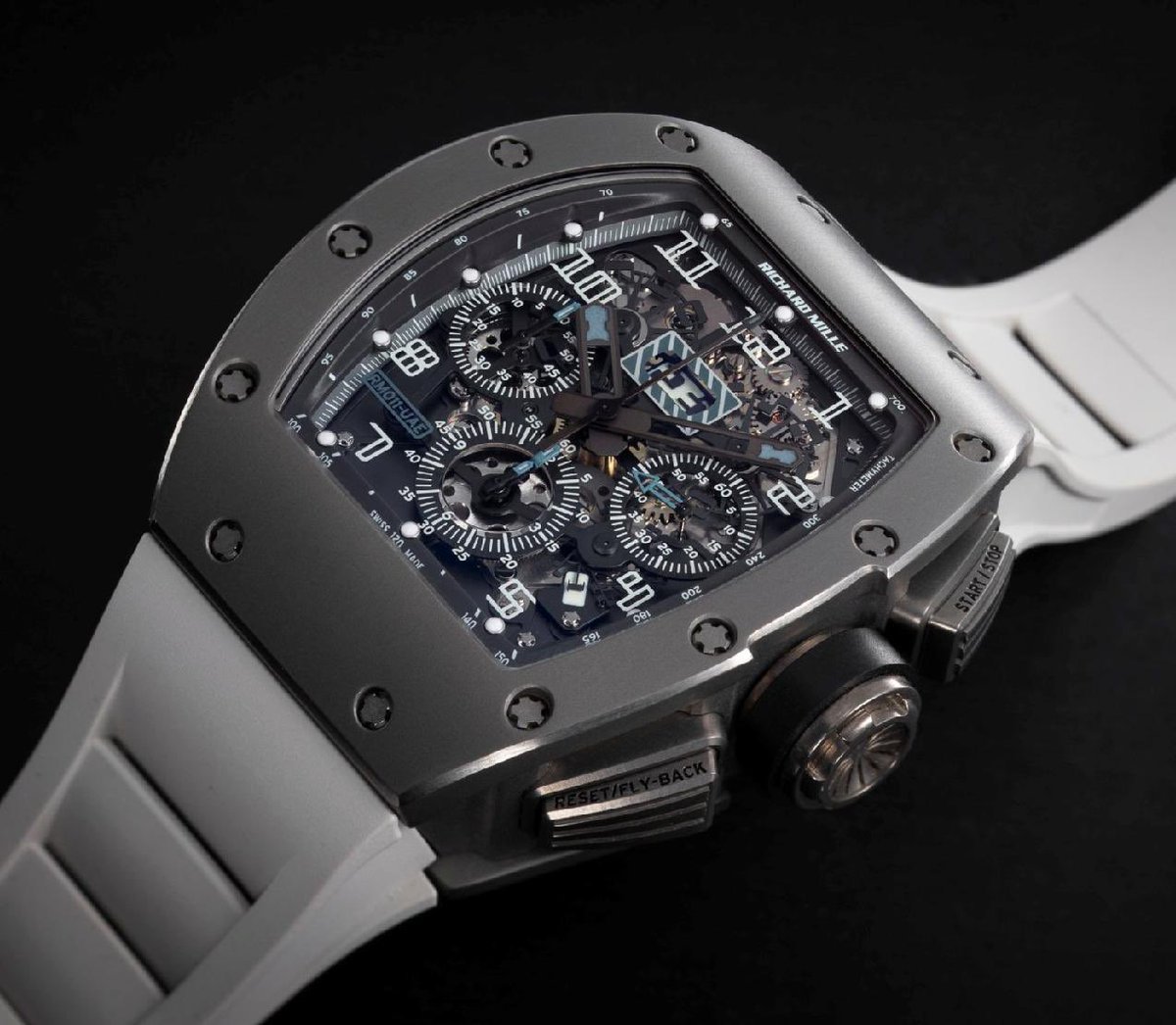 RM 011 UAE 
Titanium Case - Limited edition 
7 PIECES IN THE WORLD 🌏
FULLSET
285000$
