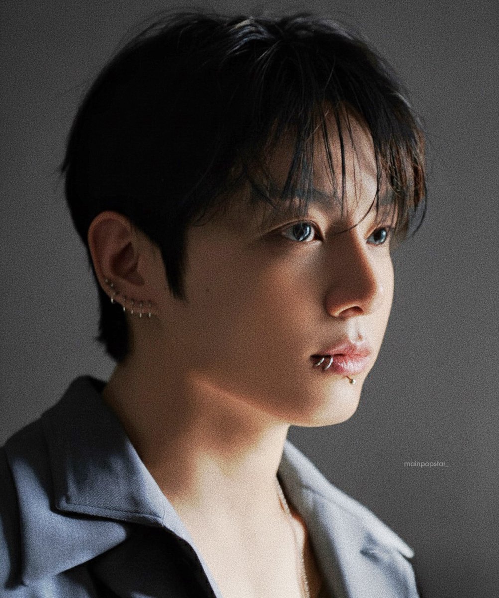 mainpopstar_'s tweet photo. Jeon Jungkook’s face card. That’s it the tweet. https://t.co/hIXokQ0LXb