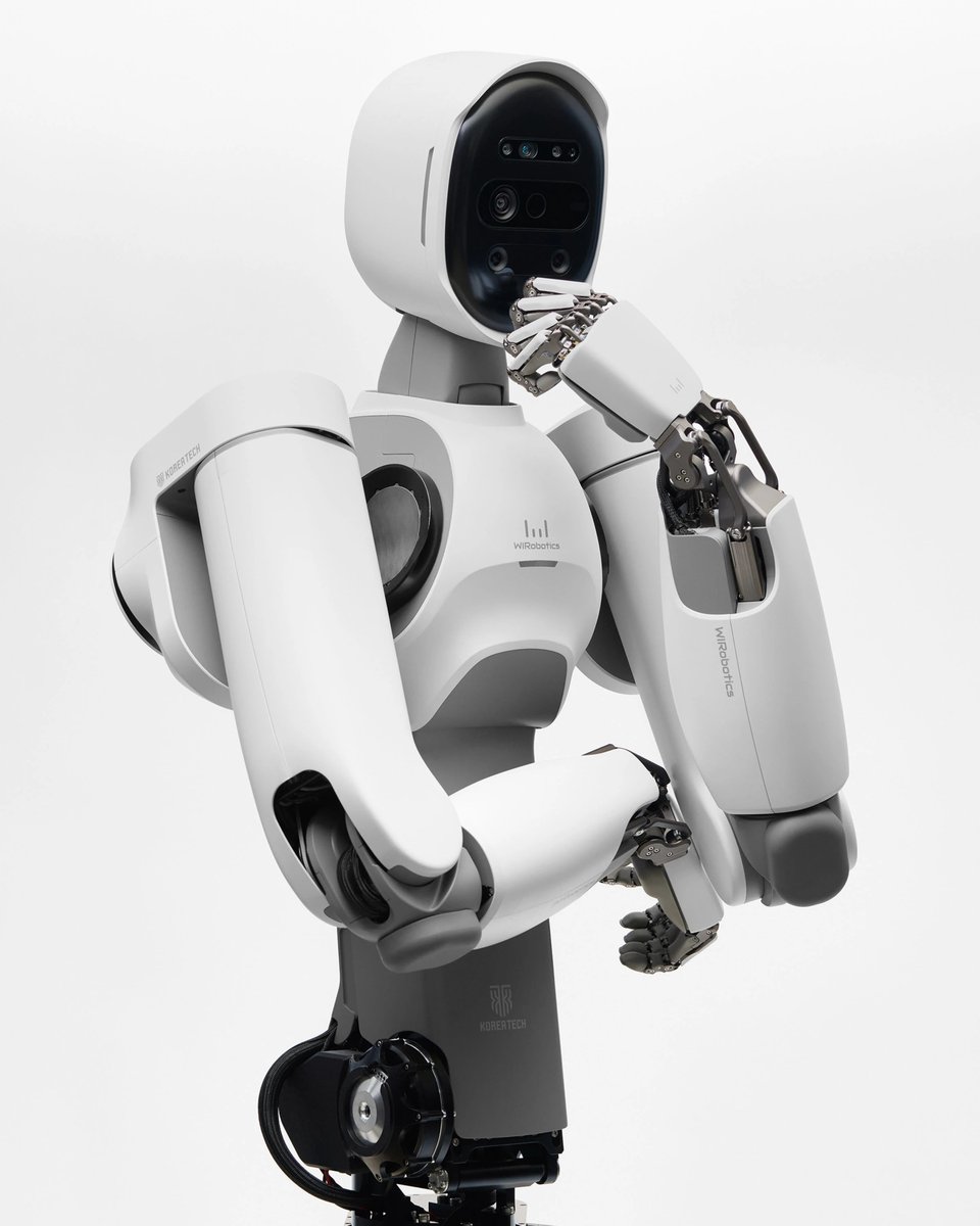 Niwwrd_magazine's tweet image. ALLEX / 2025
Designed by Kim Kangdoo (Prof.), Baek Seungseon, Kim Jimin, Kim Chaemin with WIRobotics and KOREATECH

#niwwrd #allex #humanoiddesign #robotics #productdesign #industrialdesign