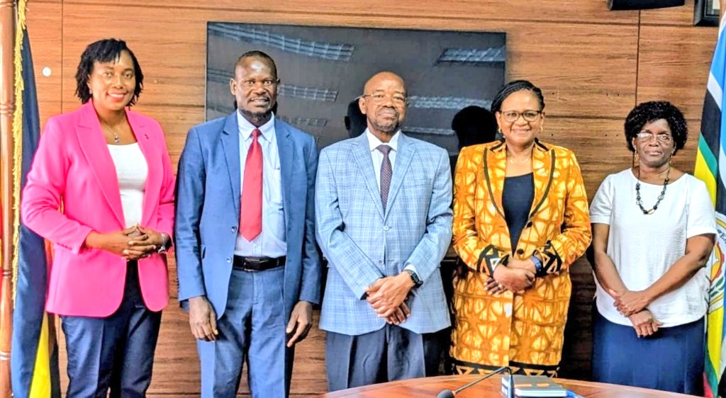 Grateful for a warm farewell meeting with <a href="/mofpedU/">Ministry of Finance</a> &amp; Hon. <a href="/AmosLugoloobi/">Amos Lugoloobi</a> this morning. 🌍 Insightful exchanges on integrating population dynamics into development policy — a key pathway to sustainable growth. #PopulationAndDevelopment #PolicyInsights