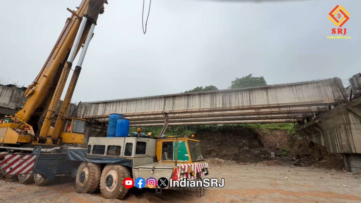 IndianSRJ's tweet image. वैष्णो देवी का नया मार्ग – Delhi Amritsar Katra Expressway 

Full Video 👉  youtu.be/lnwpB0I4gaw

वेबसाइट पर पढ़ें : 
indiansrj.com/delhi-amritsar…

#Katra #IndianSRJ #JammuDevelopment #DelhiAmritsarKatraExpressway #Delhi
