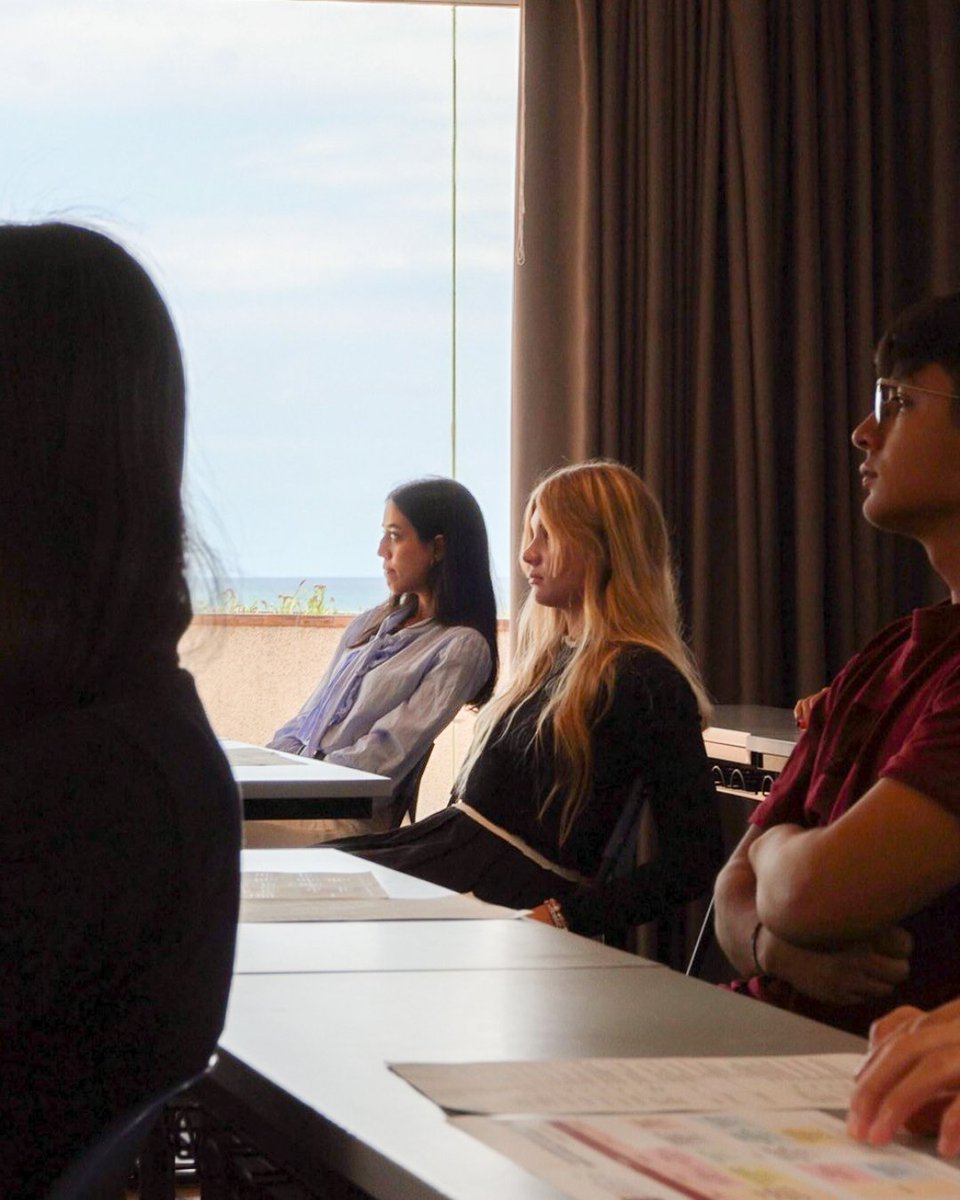 EUHTStPOL's tweet image. Los pasillos de EUHT StPOL se siguen llenando🙌🏽.

Hoy hemos recibido al alumnado del Grado en Dirección de Empresas Hoteleras y Gastronómicas y del Técnico en Gastronomía y Restauración.

Empieza una etapa intensa, llena de práctica, formación y contacto directo con el sector.🚀