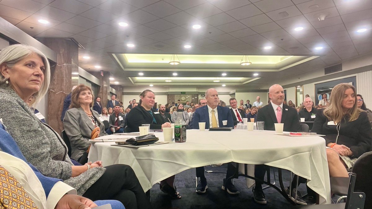 WrightEmphasis's tweet image. Nebraska Credit Union League (NCUL) members joined other credit union leaders from across the country meeting with lawmakers in Washington, D.C., as part of the 2025 Hike the Hill initiative. 
ncultheaffiliate.com/?p=5814