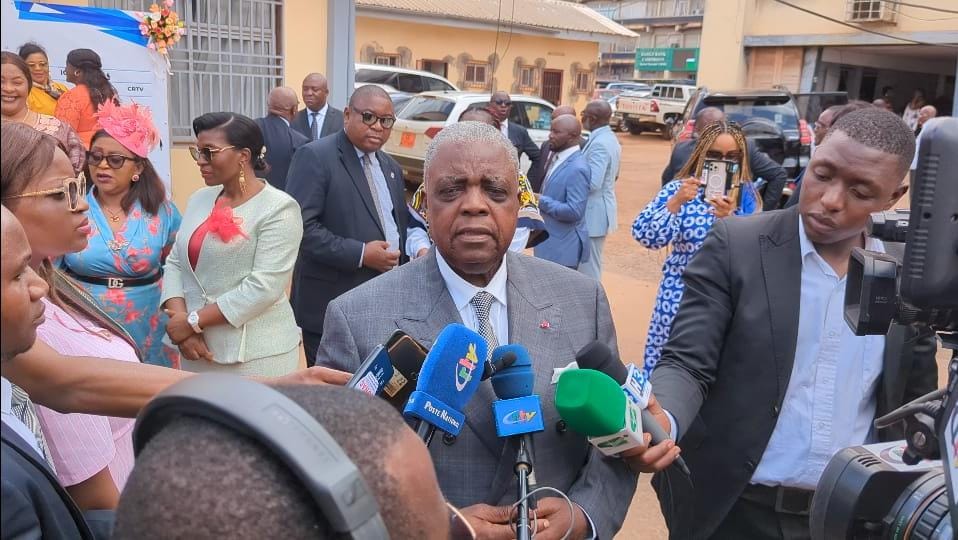 (2)
La rencontre de cette année a pour thème : « Le service public de la communication face aux enjeux électoraux de l’heure ».
#MINCOM
#Cameroun
#TT237