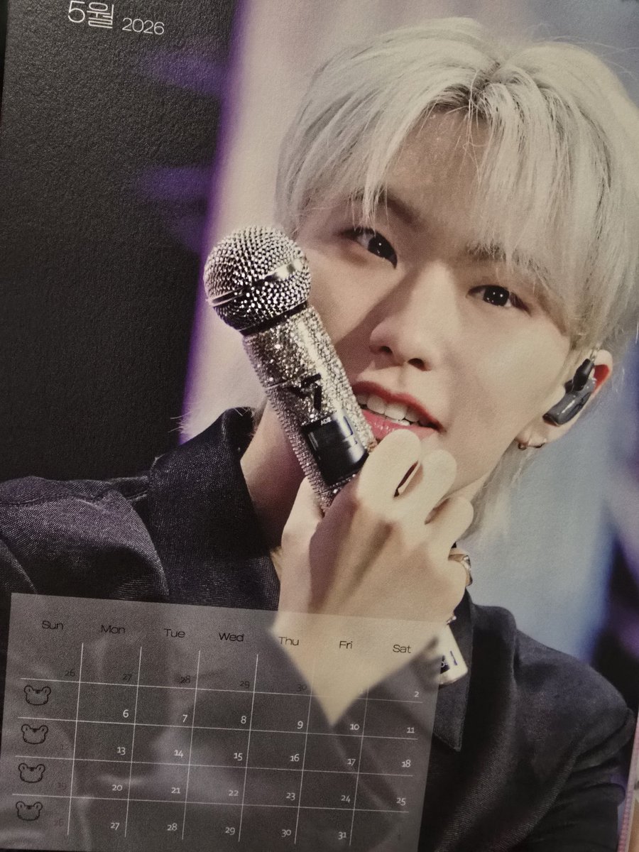 꺅 진짜 빨리 왔어요ㅠㅠㅠ
한장한장 수녕이가 뽝뽝 너무 이쁘구요!!
특전들두 너무귀여워요🥹🥹 
하루하루 표시하면서 잘 기다릴게요😭😭