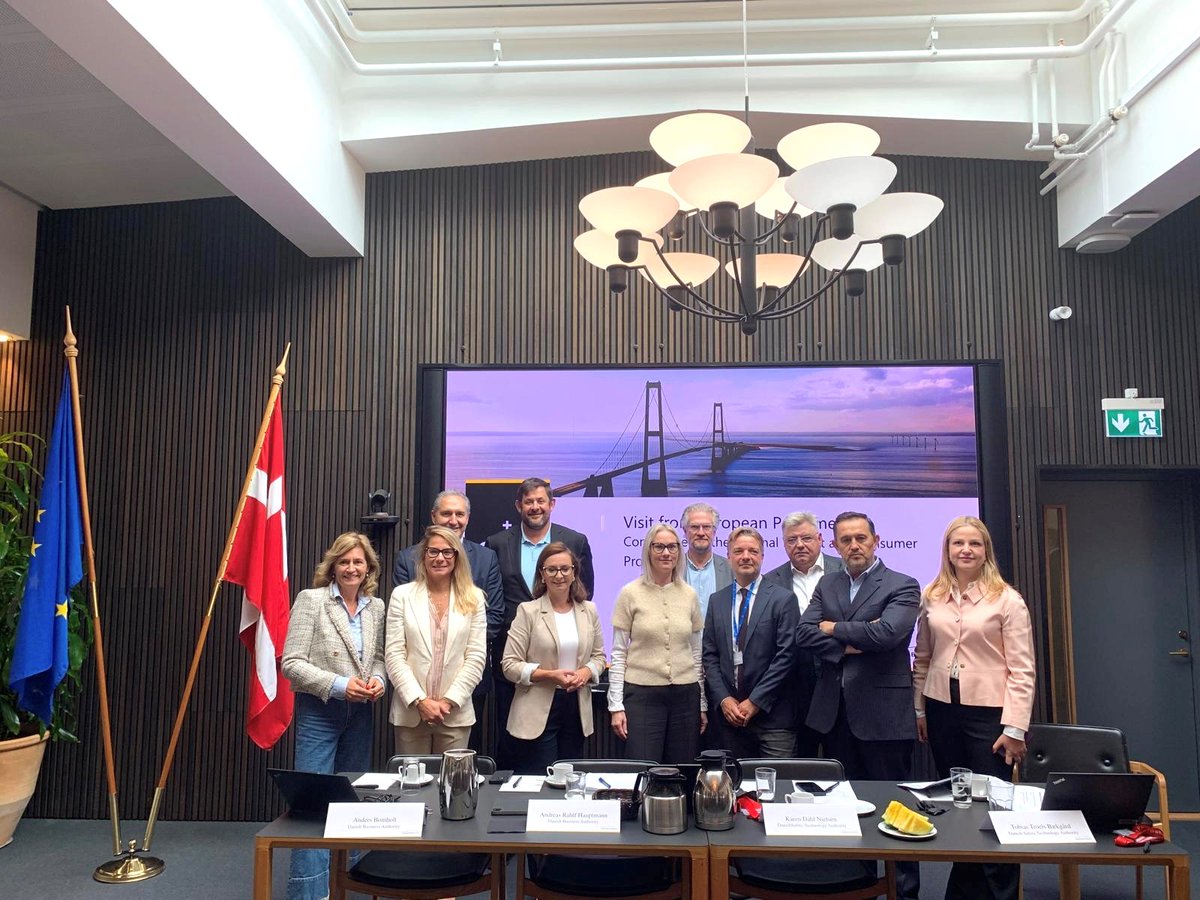 MEPs then looked into digitalisation, e-commerce &amp; product traceability for a data-driven Single Market with 🇩🇰 Business &amp; Safety Tech Authorities.