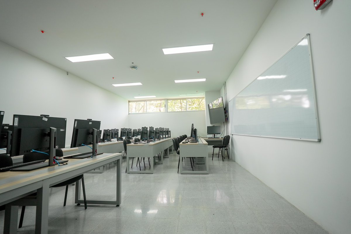 Este el Instituto yecnológico de Antioquia, hecho en el gobierno del cambio con nuestros recursos nacionales.

Impulso mayor a la educación pública y gratiita