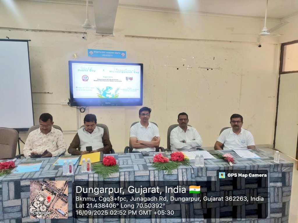 CscJunagadh's tweet photo. 🌍 #worldozoneday2025 Celebrations “From Science to Global Action”
@Bknmu_official organized interactive sessions,poster exhibitions and poster making competitions, where young minds shone with creativity,passion and purpose! 🌱 #SaveOzone @InfoGujcost @narottamsahoo @dstGujarat https://t.co/VfRUiabiGo