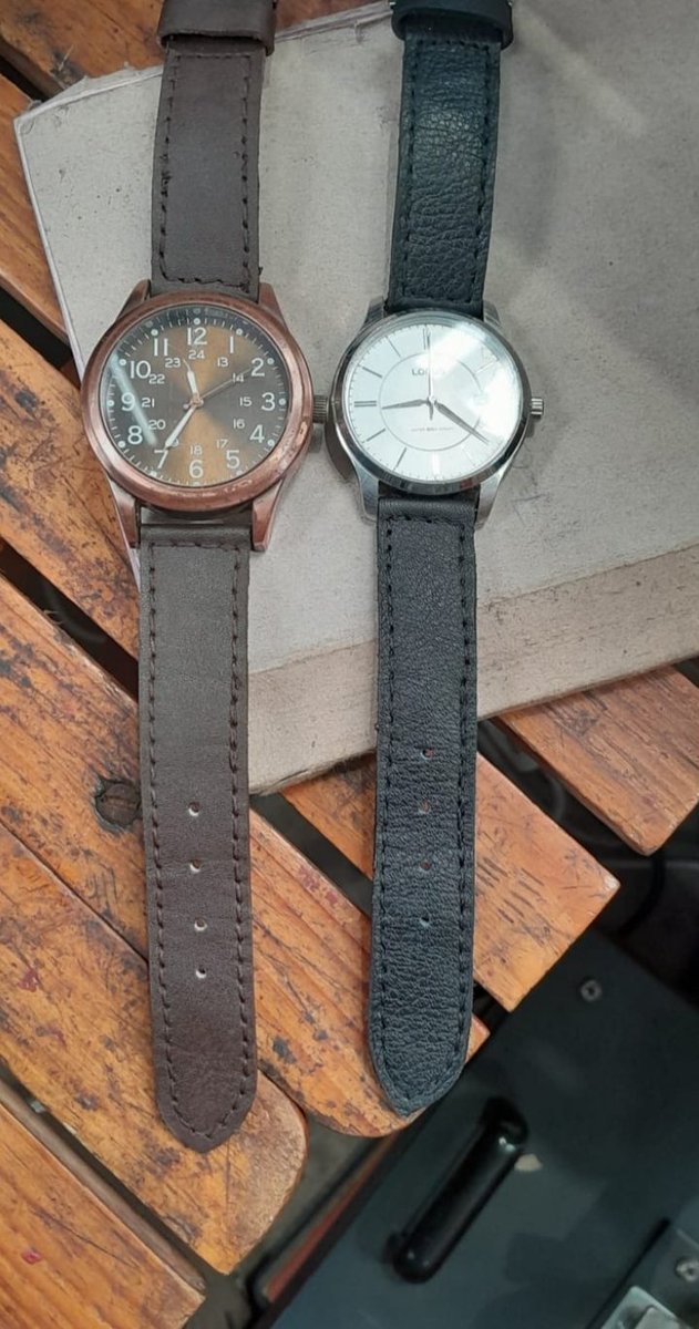 DEHWEAR's tweet photo. Style that ticks every box β our genuine leather watch belts are the upgrade your wrist deserves.
πΏπΌ Handmade in Zimbabwe
Only $10
π Eastgate Market, Shops G14 (inside) & G07
#StrapUpInStyle #DehwearIsikhumba #WatchUpgrade #ZimMade #SupportLocal https://t.co/JpkX6AFOk9