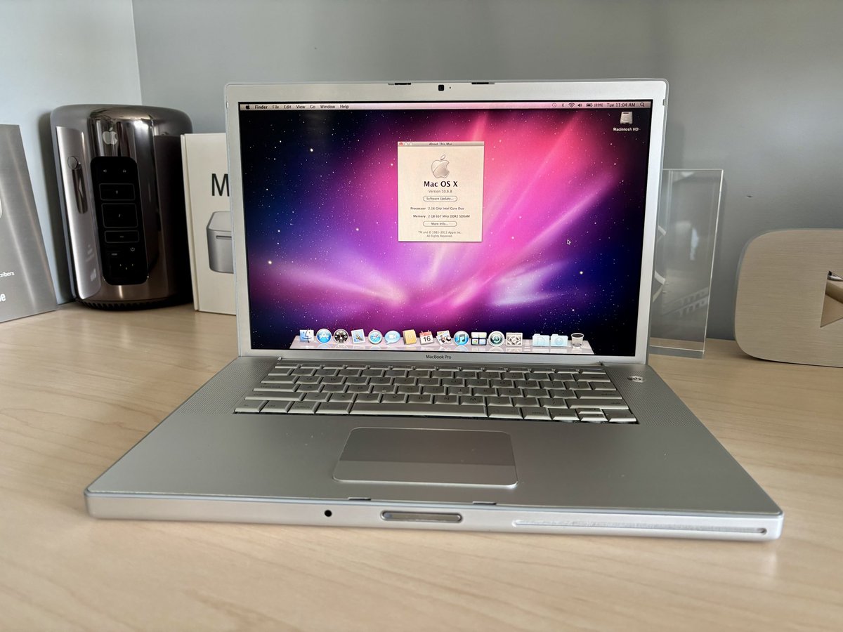 macmost 　MacBookPro 2006年 macmost MacBookPro 2006年 The 2006 MacBook Pro is such a