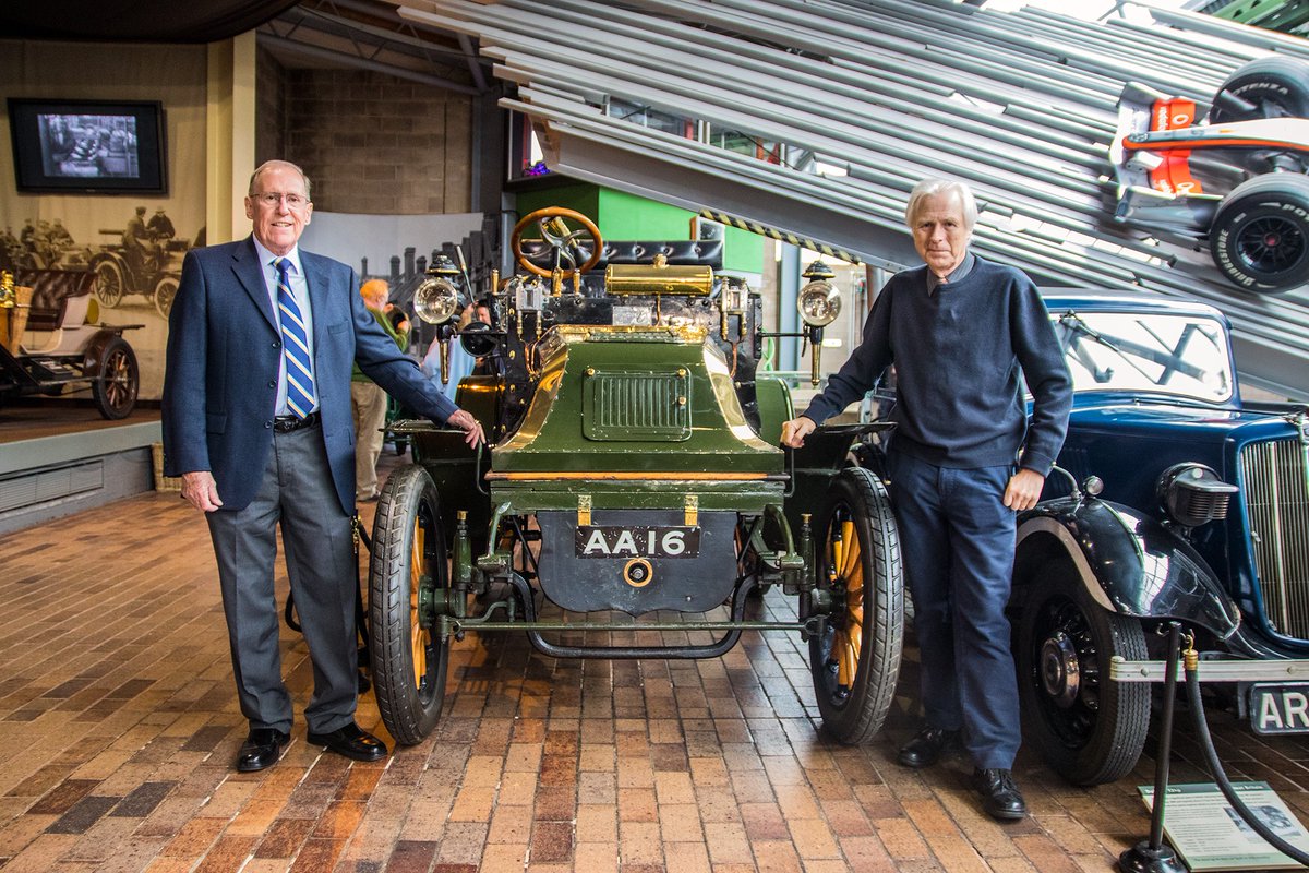 The Beaulieu Oak Run took place on Sunday with 21 participating pre-1905 veteran vehicles touring the New Forest and returning to Beaulieu. Each year an oak tree sapling is planted to commemorate the run taking place and to help offset the carbon emissions.