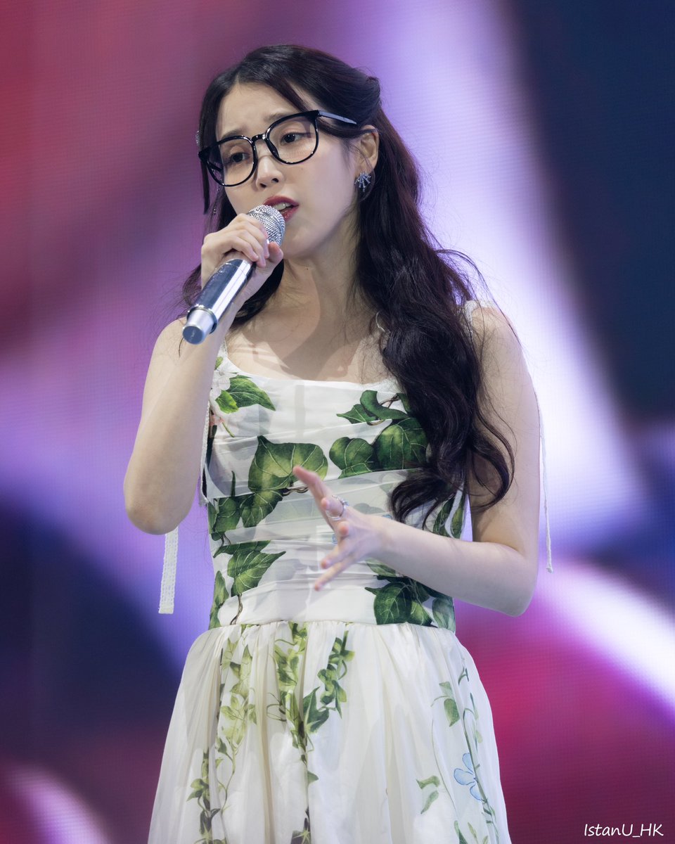 IstanU_HK's tweet photo. 250914 아이유 팬미팅 
𝟮𝟬𝟮𝟱 𝙄𝙐 𝙁𝘼𝙉 𝙈𝙀𝙀𝙏-𝙐𝙋 [𝘽𝙮𝙚, 𝙎𝙪𝙢𝙢𝙚𝙧] DAY 2
Dream High 김필숙 &amp; CEO 성희주
#아이유 #IU #이지은 #이지금 
#IU_FAN_MEETUP #ByeSummer https://t.co/nGfr1REDyQ