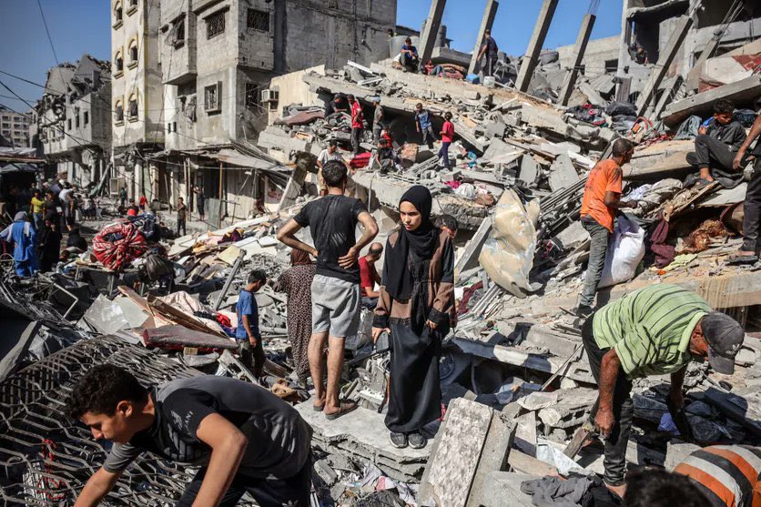 🚨🚨🚨⚠️ عــاجــل ورســمــيًــا ⚠️🚨🚨🚨

النرويج 🇳🇴 تعلن بأنها ستتبرع بإيرادات مباراة المنتخب النرويجي ضد الكيان المحتل لدعم المتضررين في غزة.

رئيسة الاتحاد النرويجي لكرة القدم قـالت بأن المباراة تُلعب في ظروف غير مناسبة ولا يجب أن نقف بدون موقف واضح.