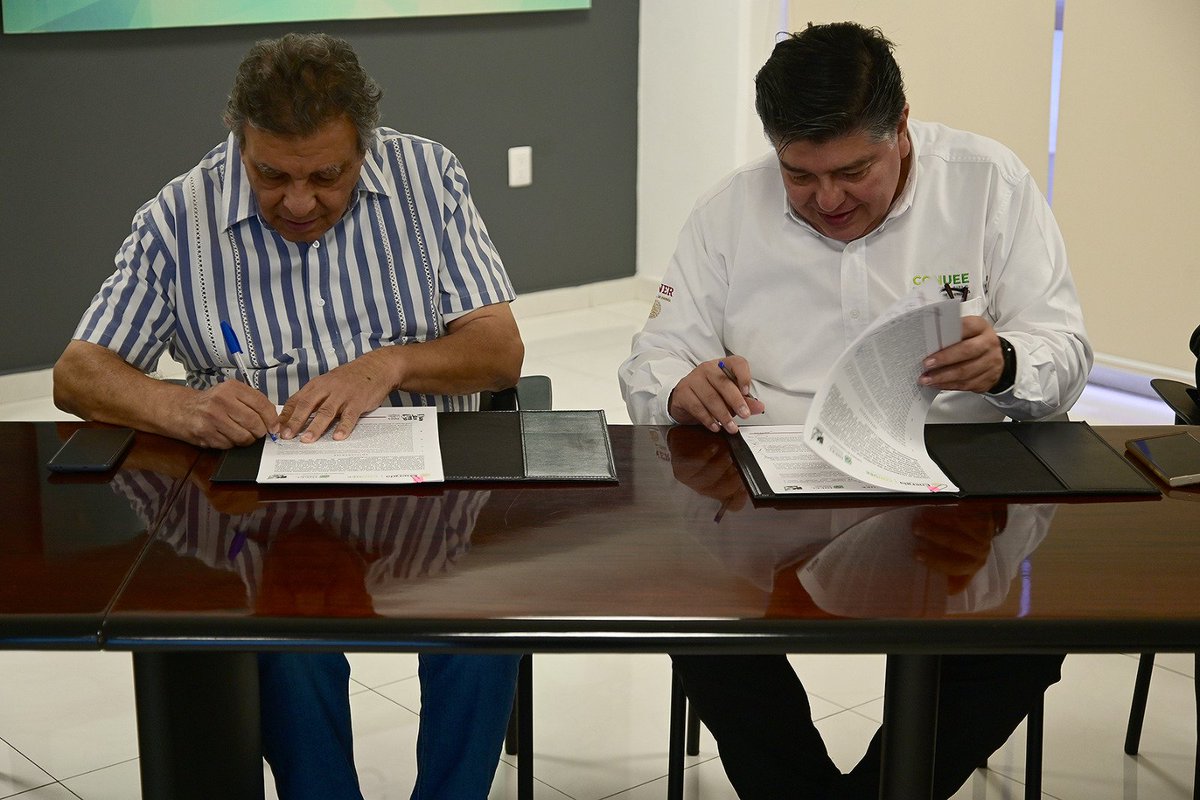 📢 #ComunicadoConjunto | #SENER,  <a href="/CONUEE_mx/">CONUEE_mx</a> e <a href="/INEEL_MX/">INEEL México</a> firman Convenio de Colaboración para impulsar la eficiencia energética y el aprovechamiento sustentable de la energía en el país.
🔗 acortar.link/erSFQz