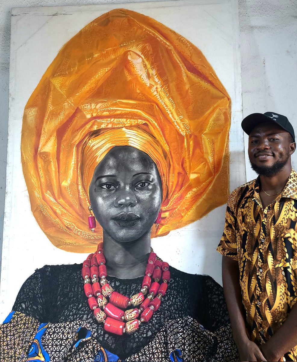 Hello Twitter, my name is Abugu odinakachukwu.  I work with charcoal and pastels on canvas. This is my painting, which  I spent 4 months working on . Kindly support me with a retweet and share your thoughts. Thanks 🙏 😊