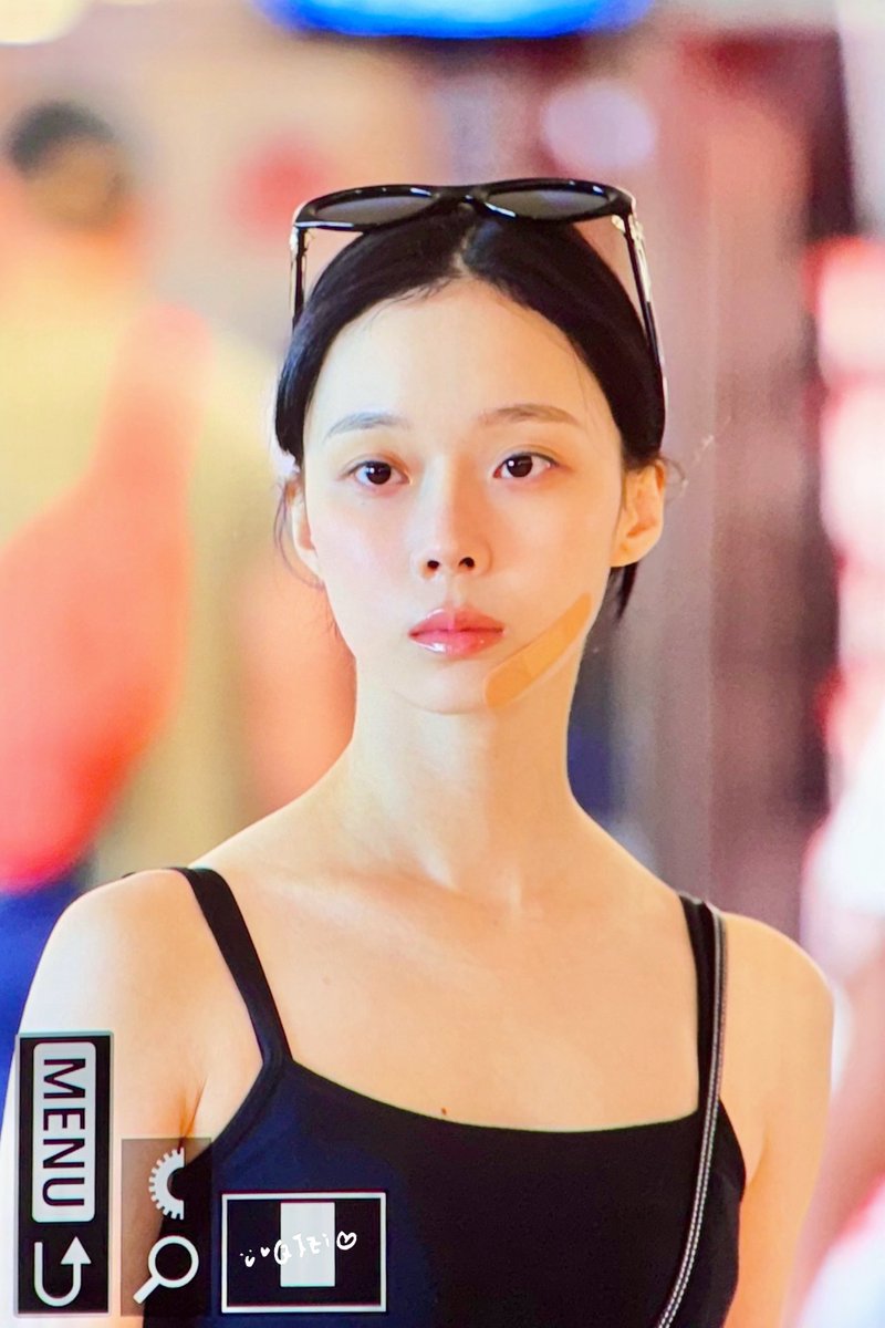 winterfuyu0101's tweet photo. MY BABY WTF HAPPENED?? 😭 https://t.co/2mmzOsMEwW