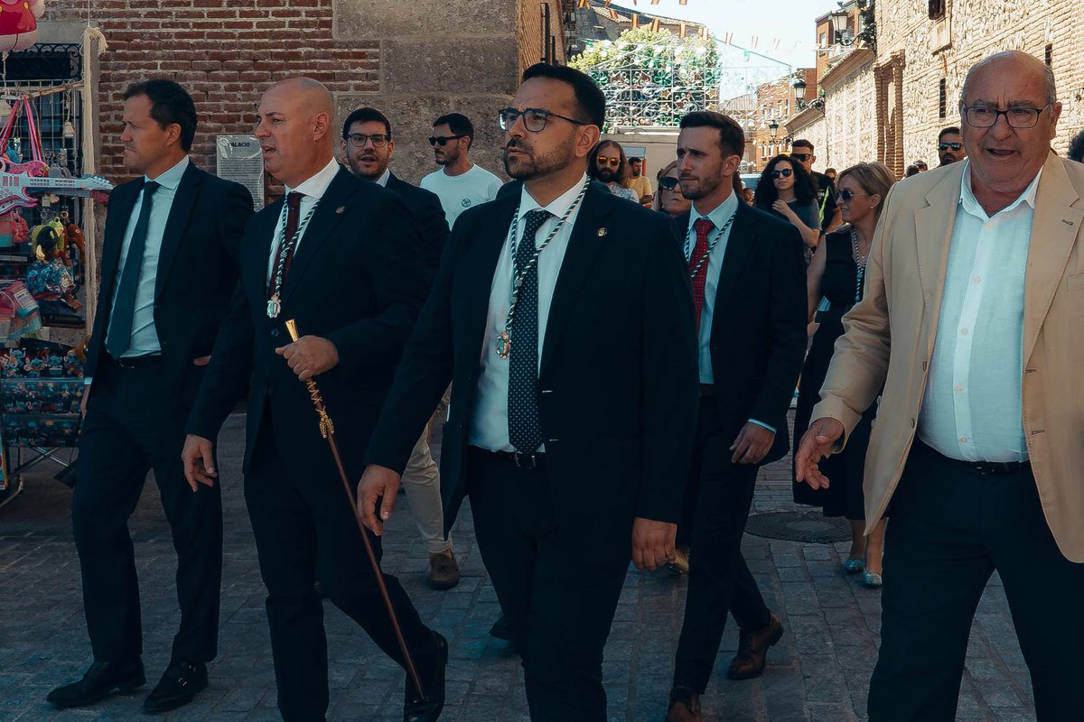 PPopularTo's tweet image. 📸 El presidente provincial del Partido Popular de Toledo, Carlos Velázquez, ha participado en las Fiestas de Fuensalida, junto al alcalde, José Jaime Alonso, la corporación municipal, los vecinos del municipio y alcaldes y concejales de la zona

#PPToledo #Fuensalida