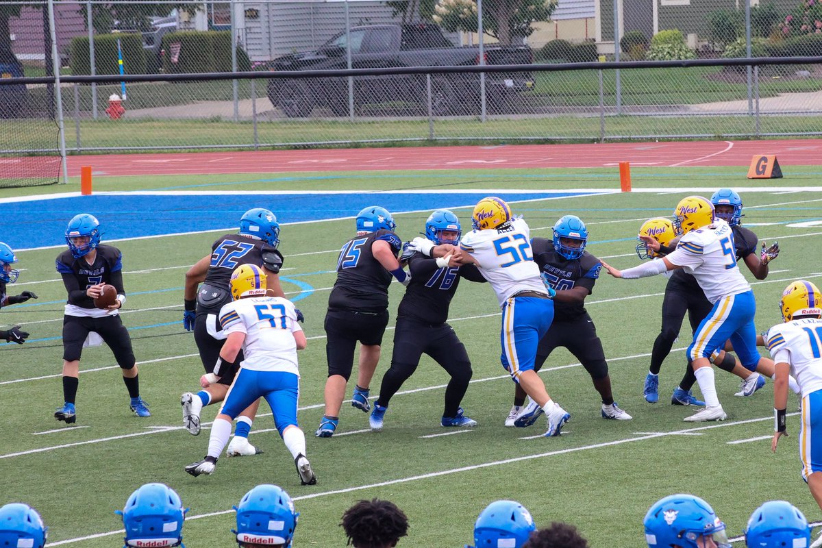 CarterWini5803's tweet photo. Hard fought game vs West Seneca West, gotta bounce back for fnl vs Wil North. https://t.co/Q2C9tA0Zaq