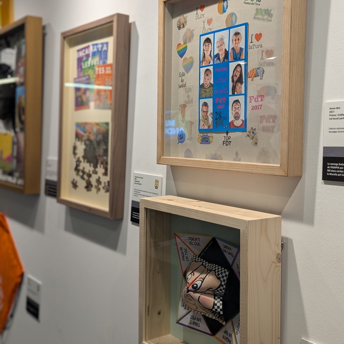 🖌📰 Ja has visitat l'exposició dels 35 anys de programes de <a href="/FestesdelTura/">Festes del Tura</a> de la <a href="/PenyaAoapix/">Penya AOAPIX</a>? 

🎉 Als anys 80 van proliferar els programes de festes: de poble, de barri, d’associacions…  Es quan neix la publicació dels programes de l’AOAPIX.

#Olot