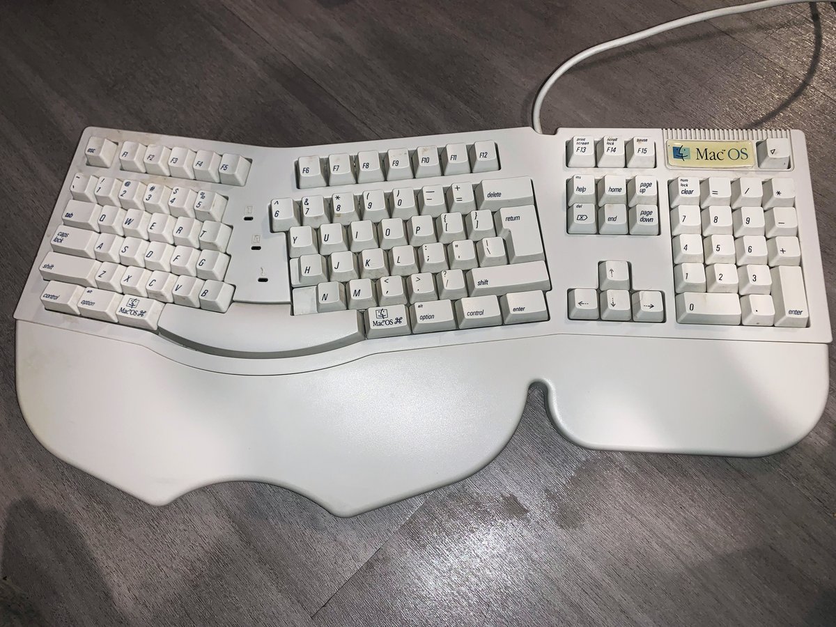 Keyboards (@keyboards_bot) on Twitter photo 