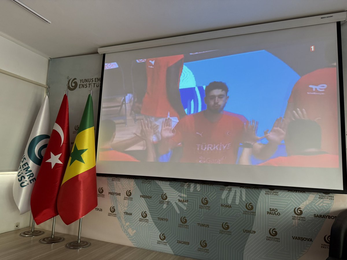 NurSagman's tweet photo. Haydi 12 Dev Adam! 🇹🇷🧿

#BuYolculukHepimizin | #EuroBasket 🏀

@yeedakar @TC_DakarBE https://t.co/glT2SxZX5A
