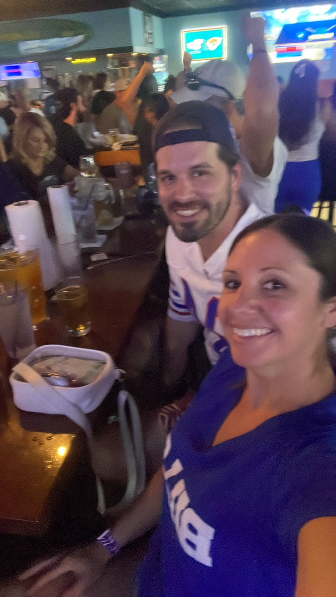 Jen G. 💙 ❤️ 🦬 ❤️ 💙 tweet media