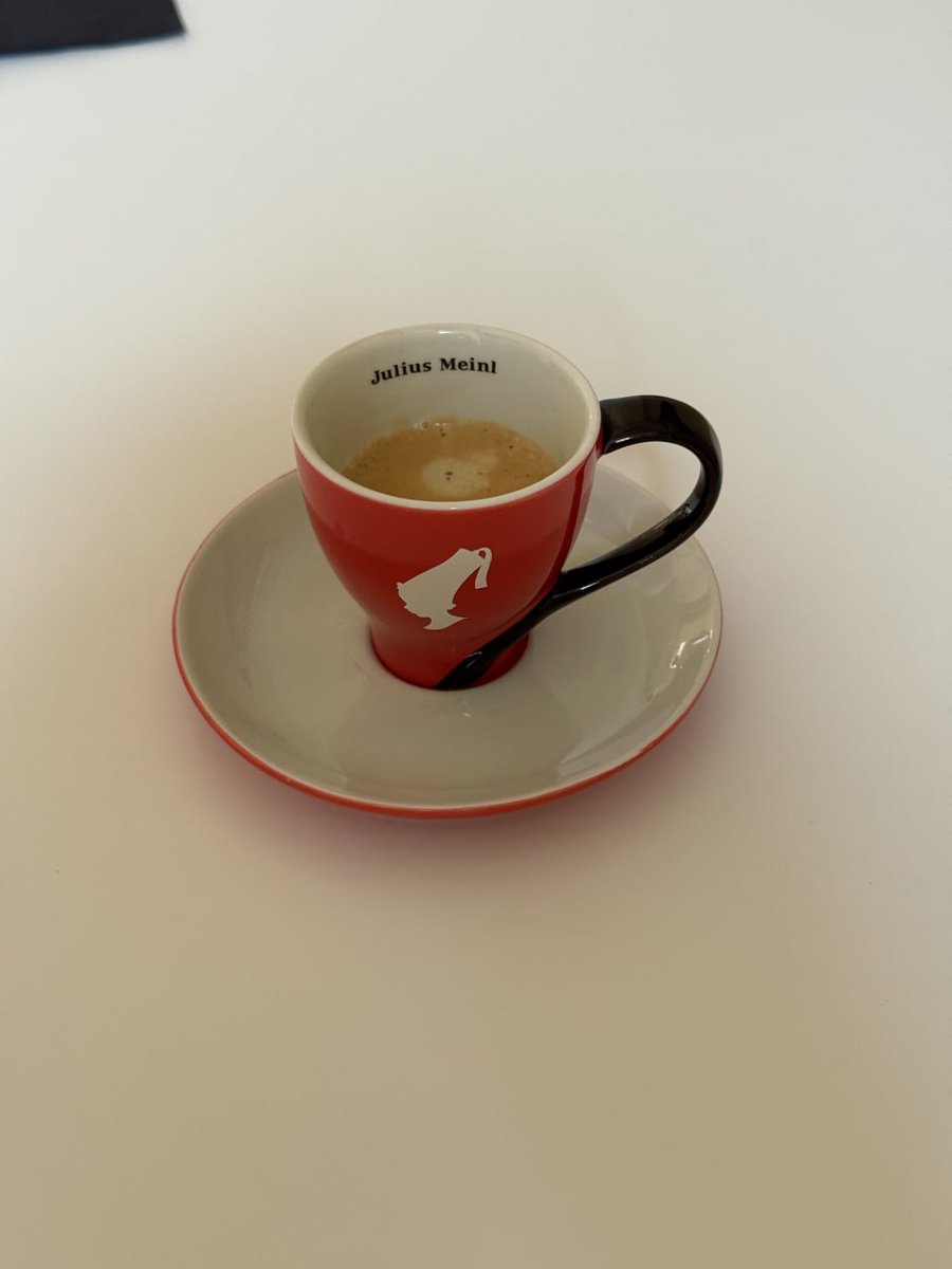 Maria walter (@wutwutindabutt) on Twitter photo 