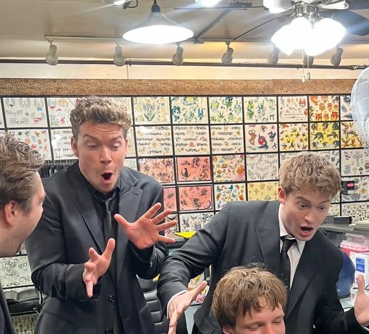 reddishkit's tweet image. give me my monks