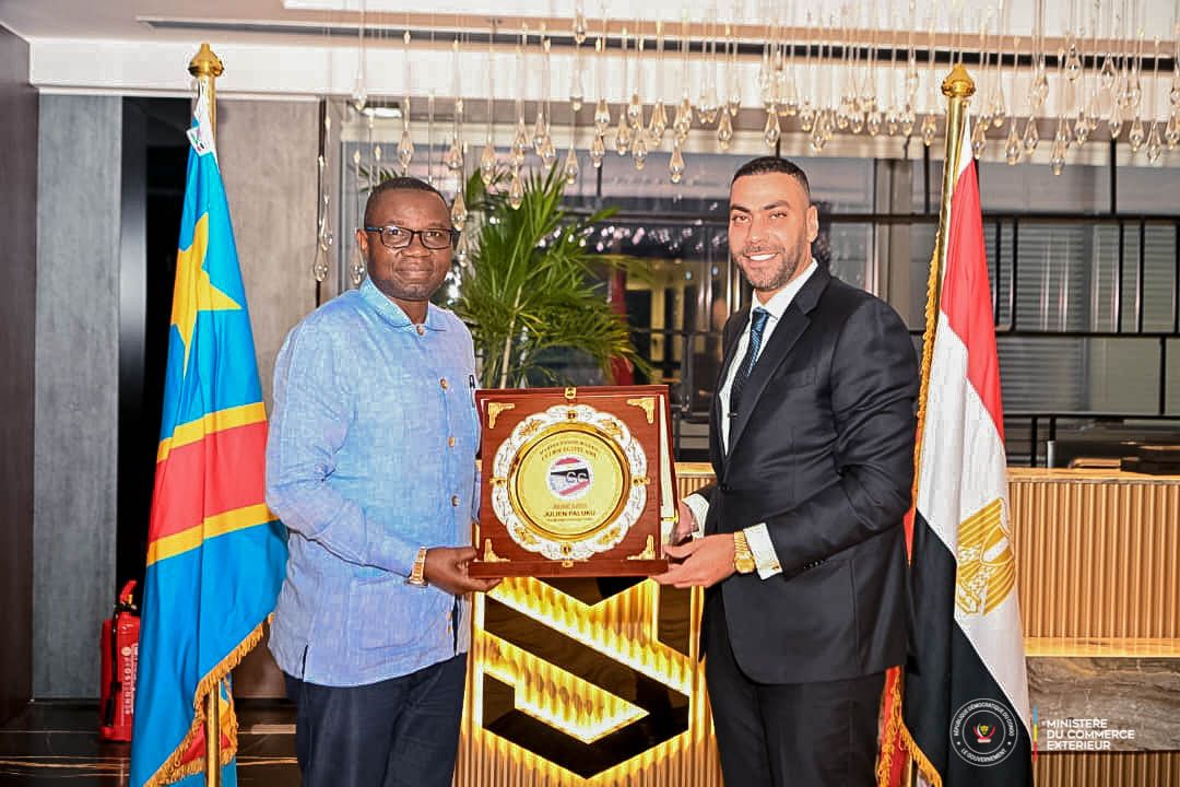 JULIEN PALUKU tweet media