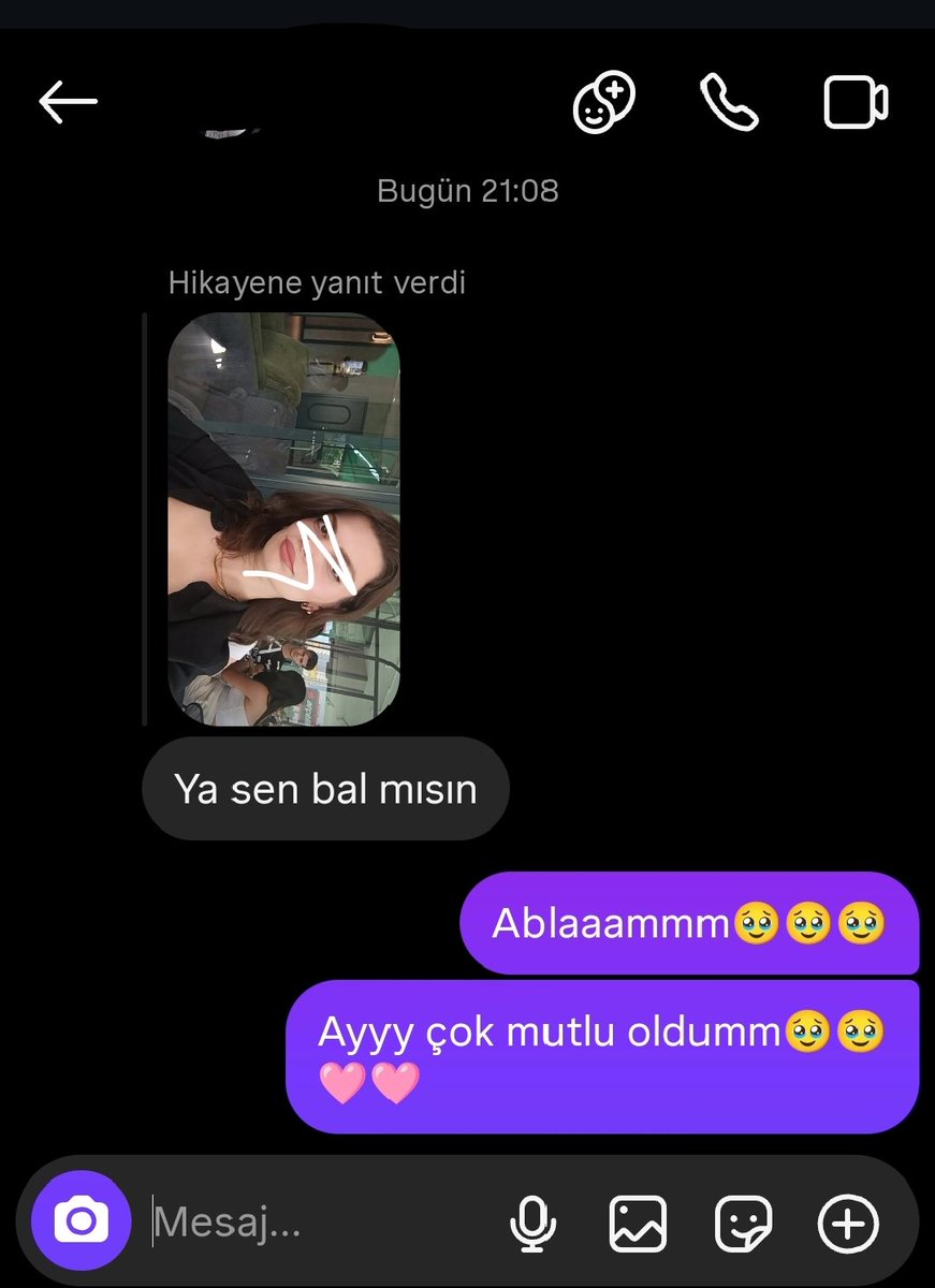 Xweda onu karşıma çıkardığı günden beri şu şekil seviyor beni. Gidip biraz özlemimden ağlayacağım..🥲