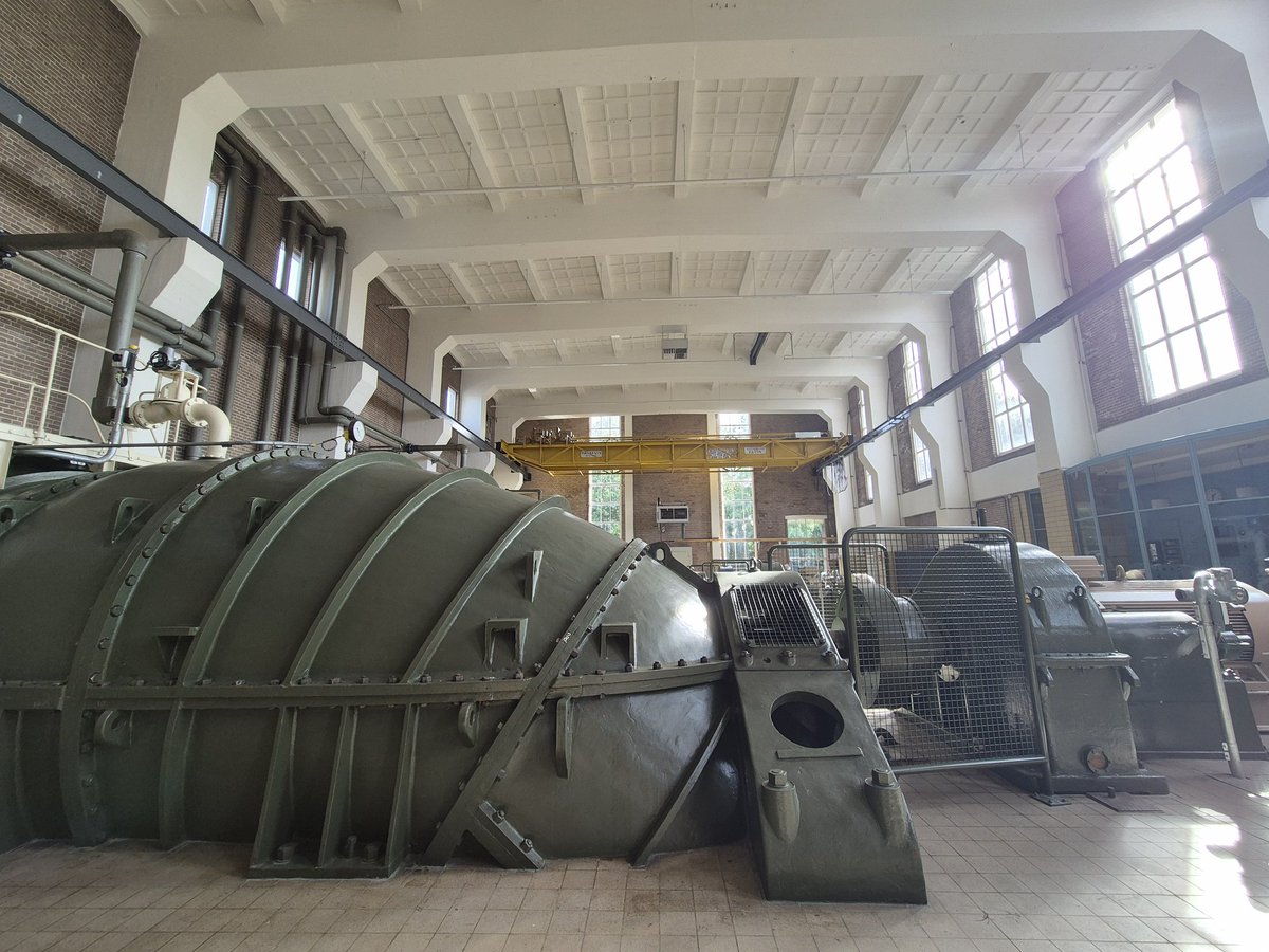 Gemaal Zeeburg, geweldig om van binnen te zien. Met een bunker in de kelder (op 4 minuten fietsen) #monumentendag